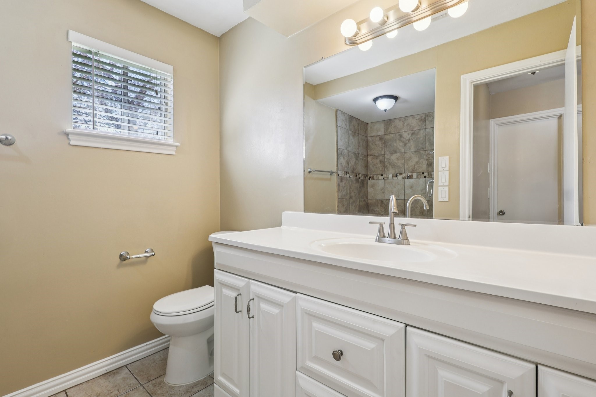 10015 Warwana Road Houston, TX 77080 - Photo 27 of 36