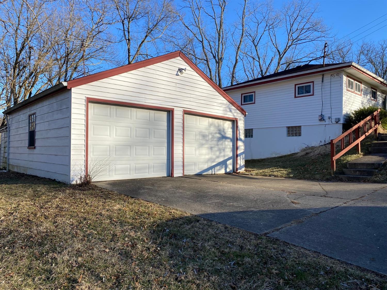9674 Brehm Road Cincinnati, OH 45252 - Photo 5 of 39 Gallery Image 5