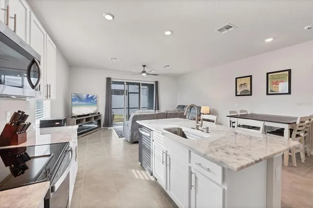 $350,000 | 2862 Newbern Banks Drive, Bradenton, FL 34208