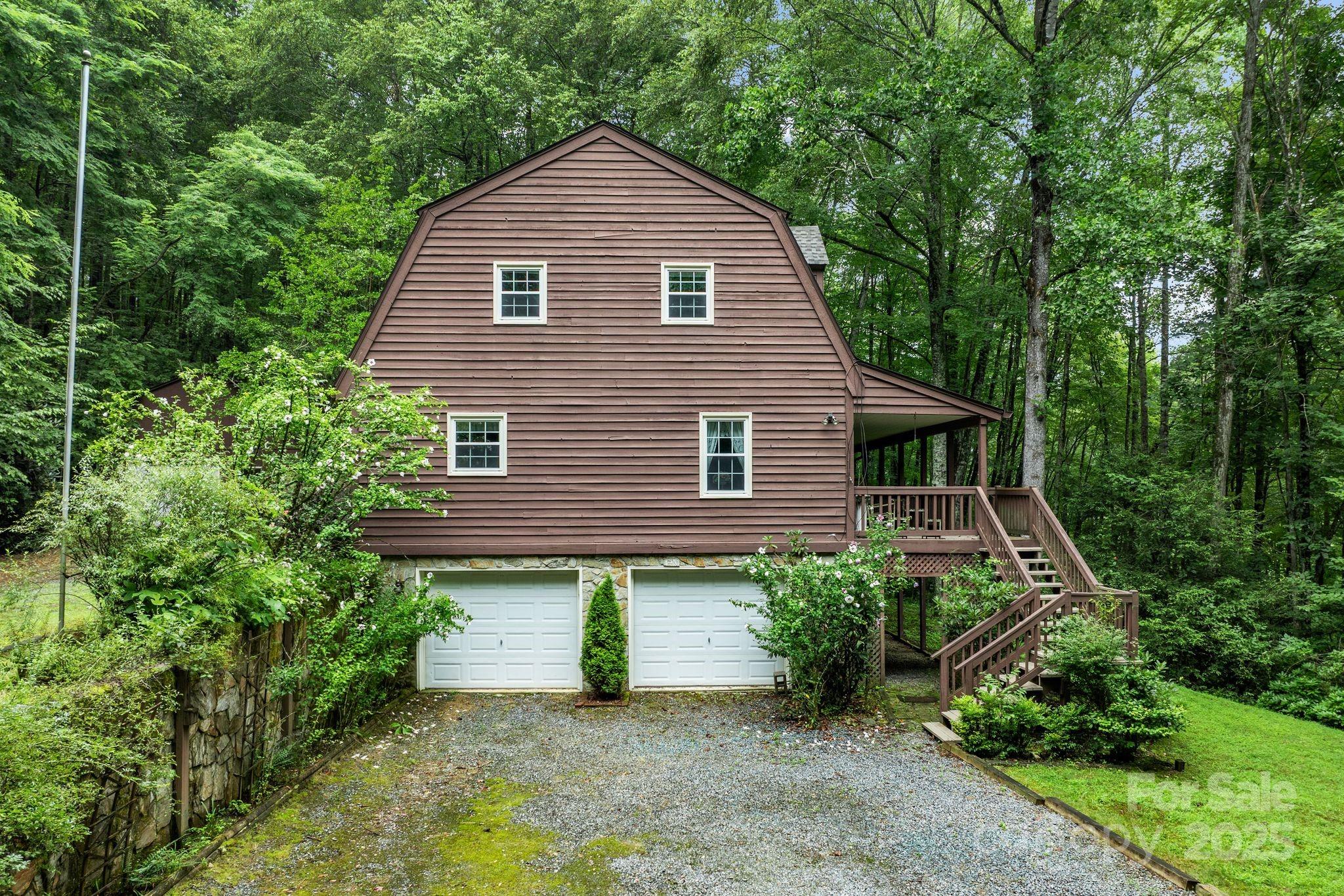 2767 Tanasee Gap Road Balsam Grove, NC 28708 - Photo 4 of 22 Gallery Image 4