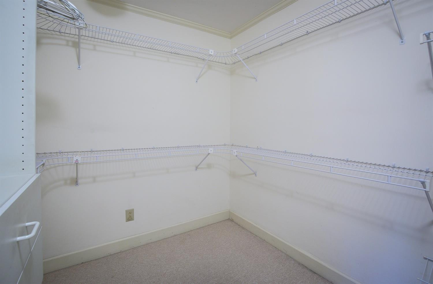 233 Chenault Road Lexington, KY 40502 - Photo 25 of 36 Photo 25