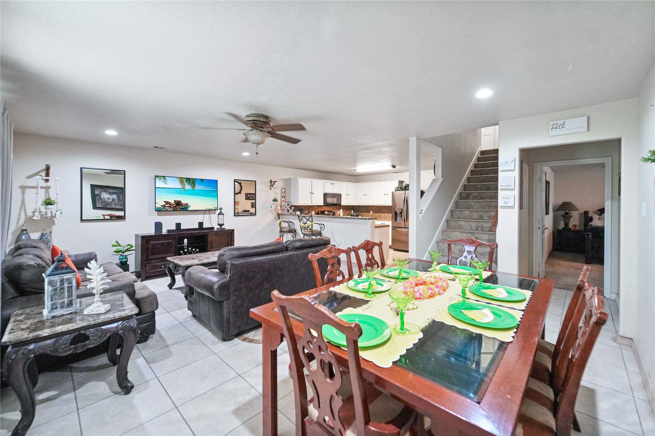 8011 Sumal Circle Baytown, TX 77521 - Photo 14 of 37 a view of a dining room with furniture
