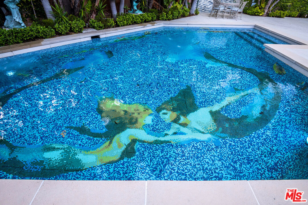 16601 Park Ln Circle Los Angeles, CA 90049 - Photo 49 of 69