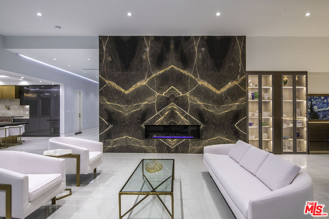 16601 Park Ln Circle Los Angeles, CA 90049 - Photo 62 of 69