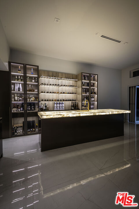 16601 Park Ln Circle Los Angeles, CA 90049 - Photo 68 of 69