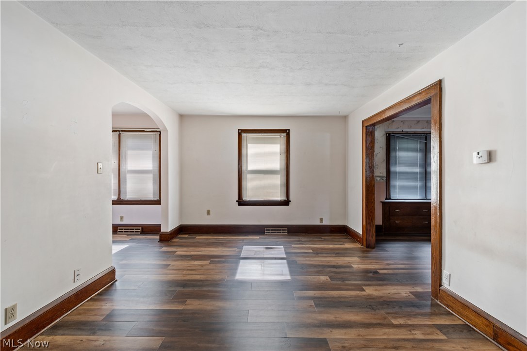 4734 Ridge Road Medina, OH 44256 - Photo 12 of 35
