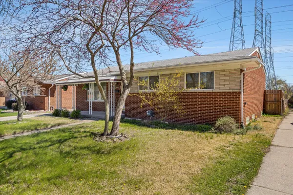 $237,000 | 31036 Palomino Avenue, Warren, MI 48093