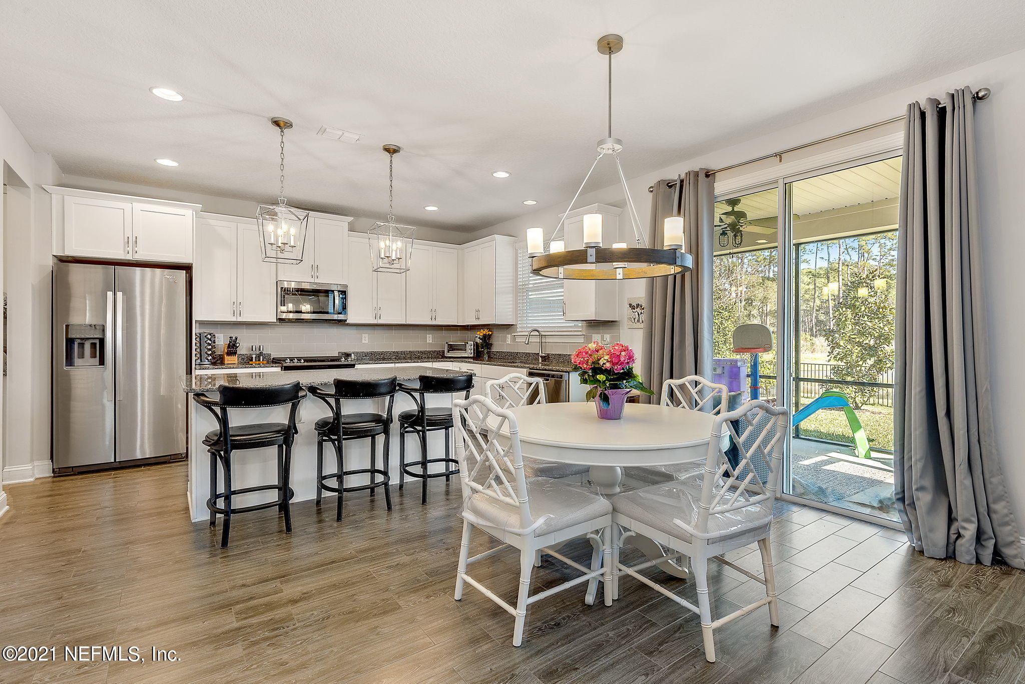232 Southern Oak Drive Ponte Vedra, FL 32081 - Photo 13 of 34 Kitchen & Eating Area