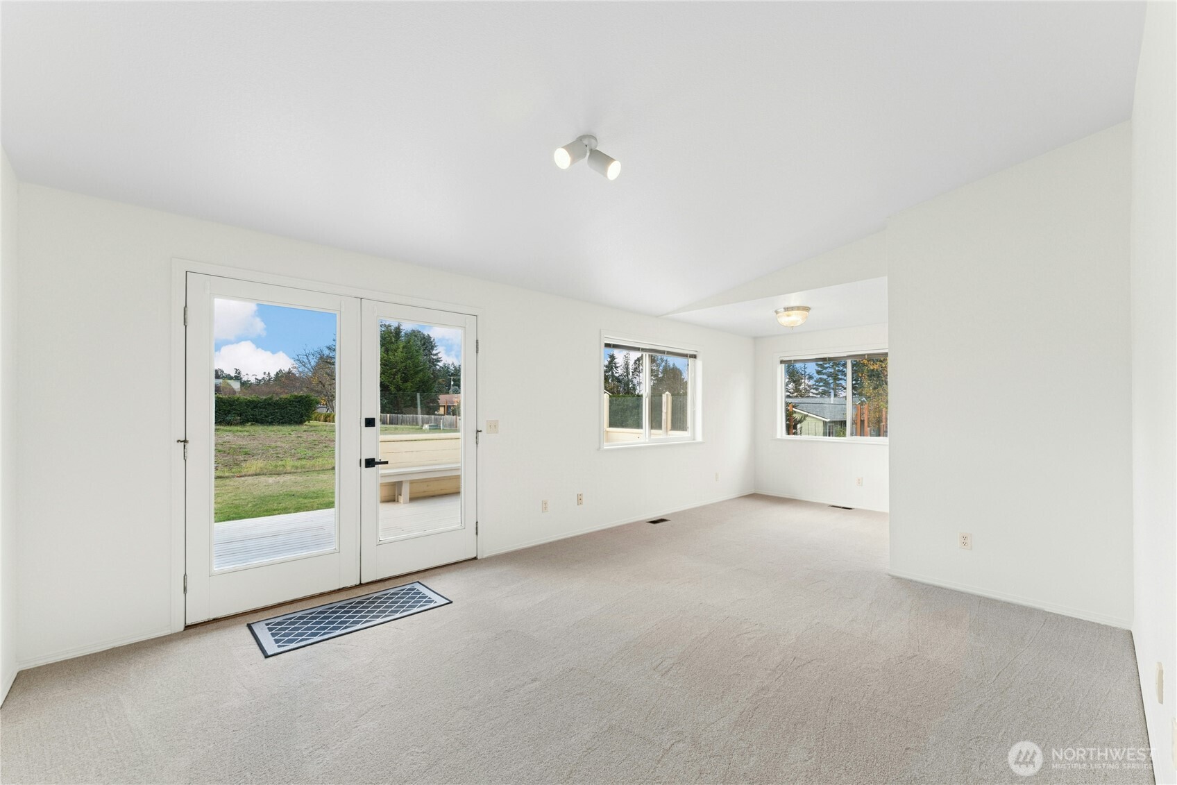 40 Cline Road Sequim, WA 98382 - Photo 13 of 36