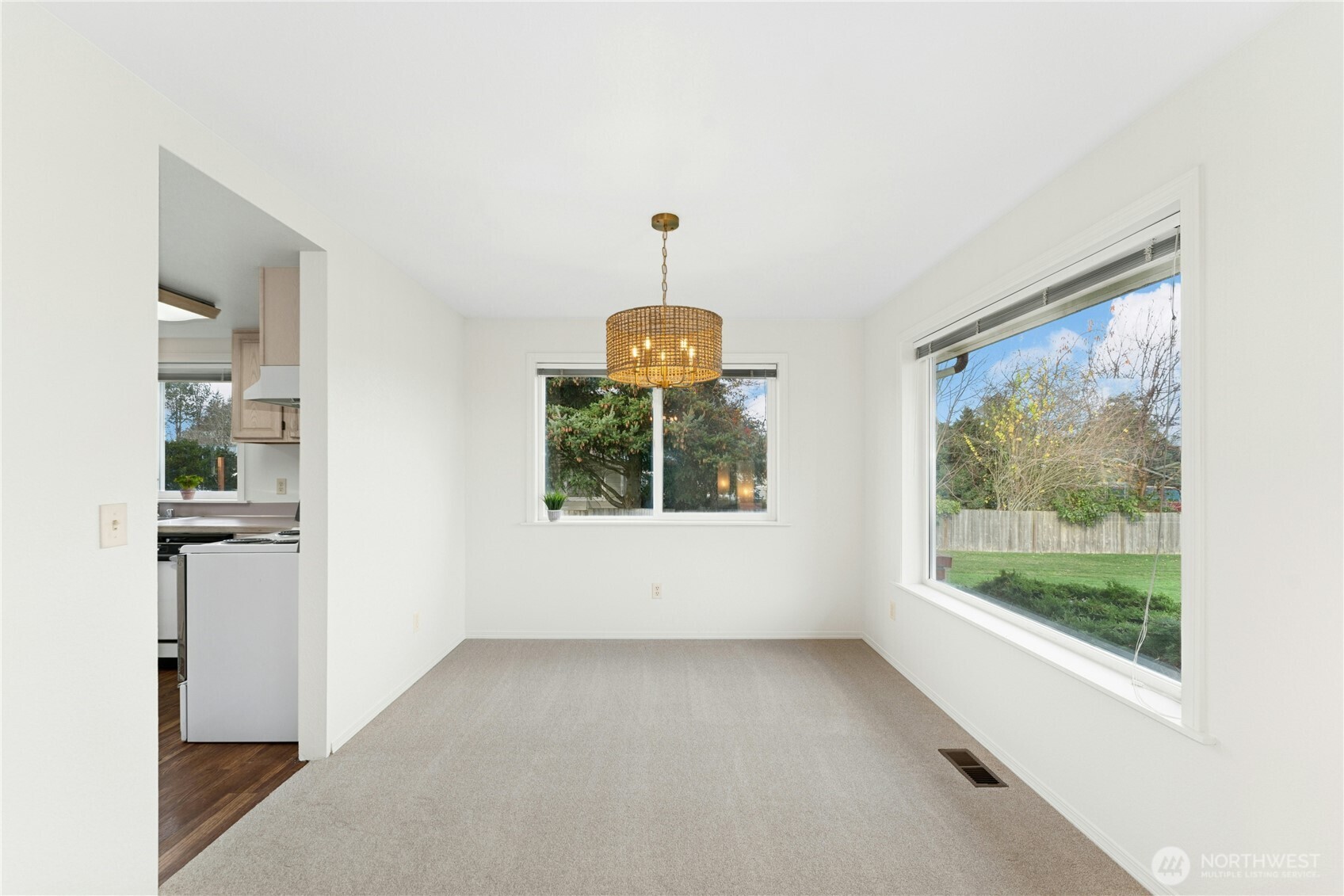 40 Cline Road Sequim, WA 98382 - Photo 8 of 36