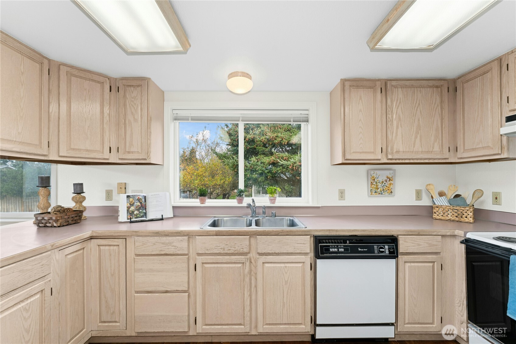 40 Cline Road Sequim, WA 98382 - Photo 10 of 36