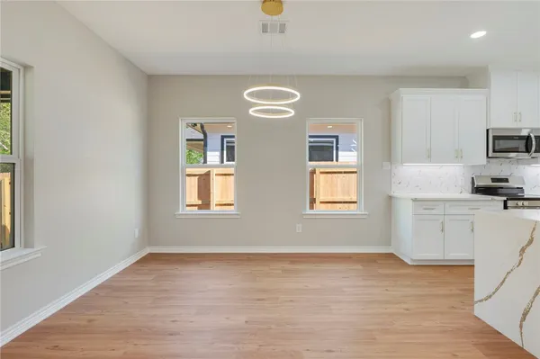 $299,800 | 1614 Robeson Street, Bryan, TX 77803