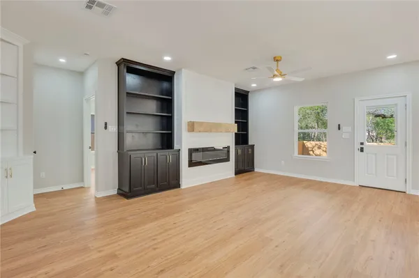 $299,800 | 1614 Robeson Street, Bryan, TX 77803