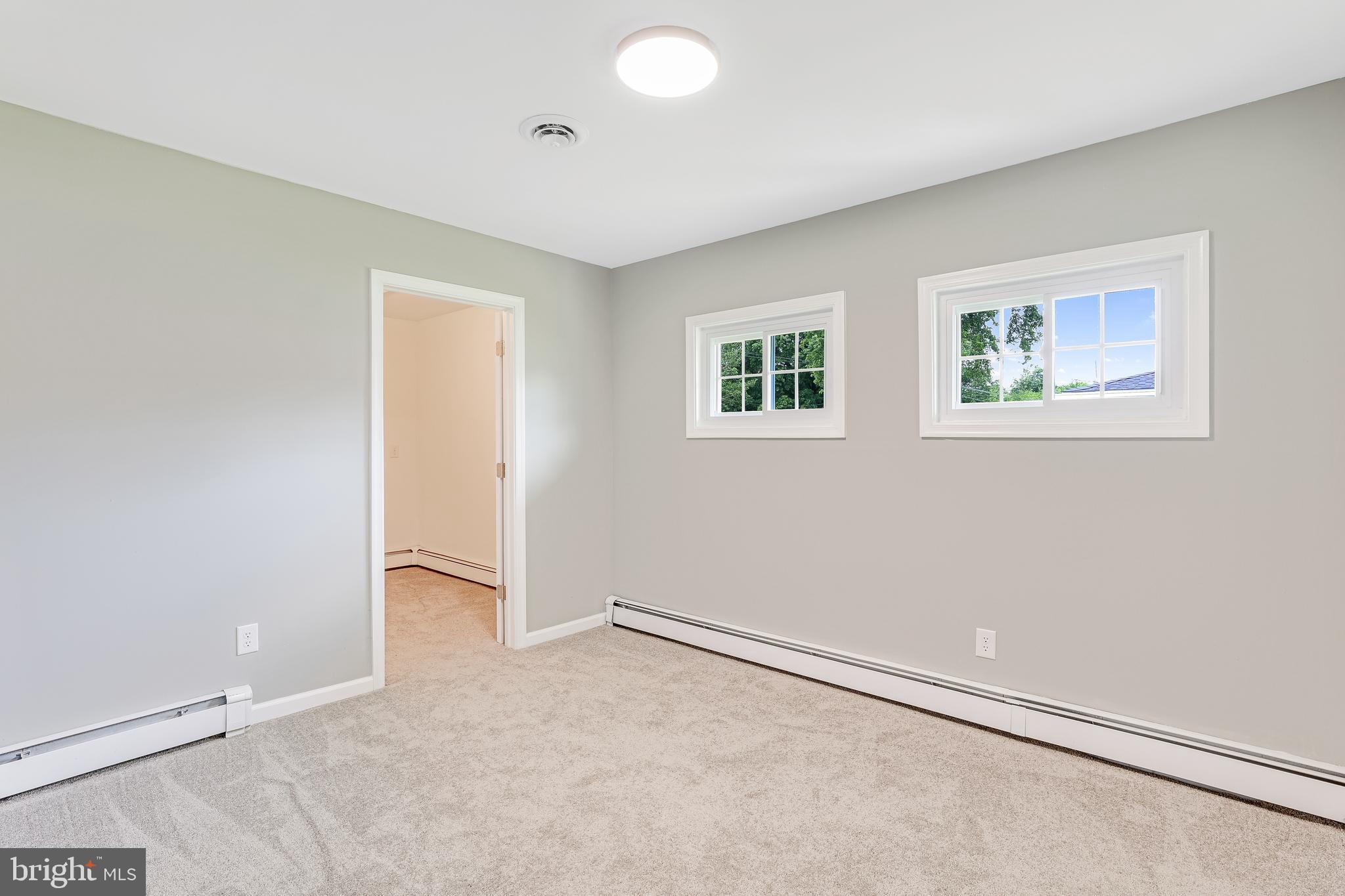 1001 Marrows Road Newark, DE 19713 - Photo 11 of 19 3rd Bedroom