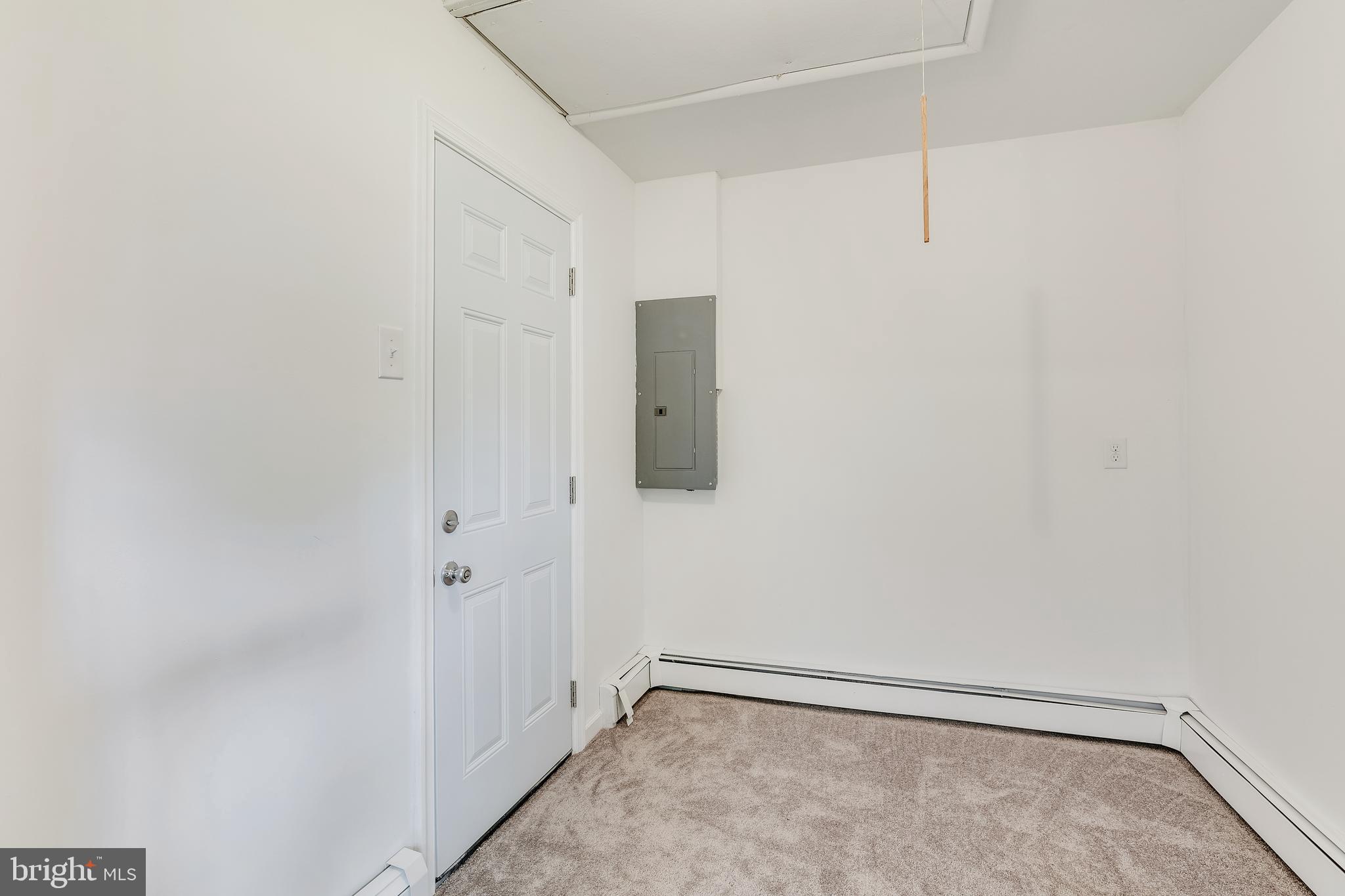 1001 Marrows Road Newark, DE 19713 - Photo 13 of 19 Walk in closet