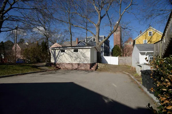 $499,900 | 145 Cabot Street, Unit 1, Portsmouth, NH 03801