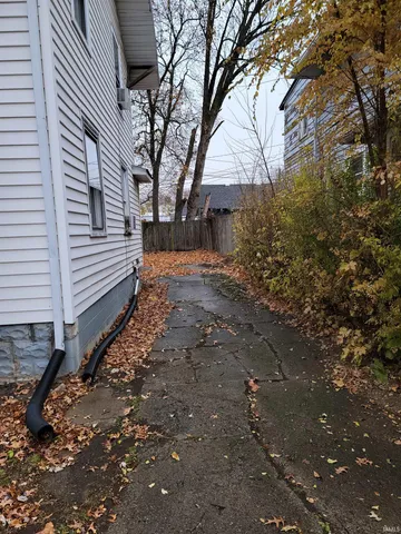 $95,000 | 420 Lexington Avenue, Fort Wayne, IN 46807