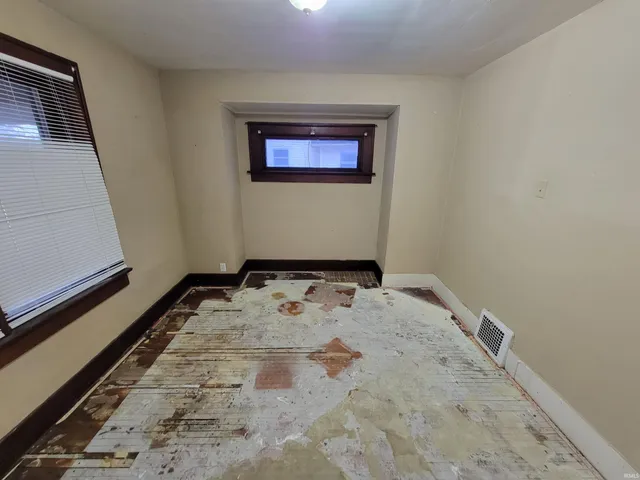 $95,000 | 420 Lexington Avenue, Fort Wayne, IN 46807