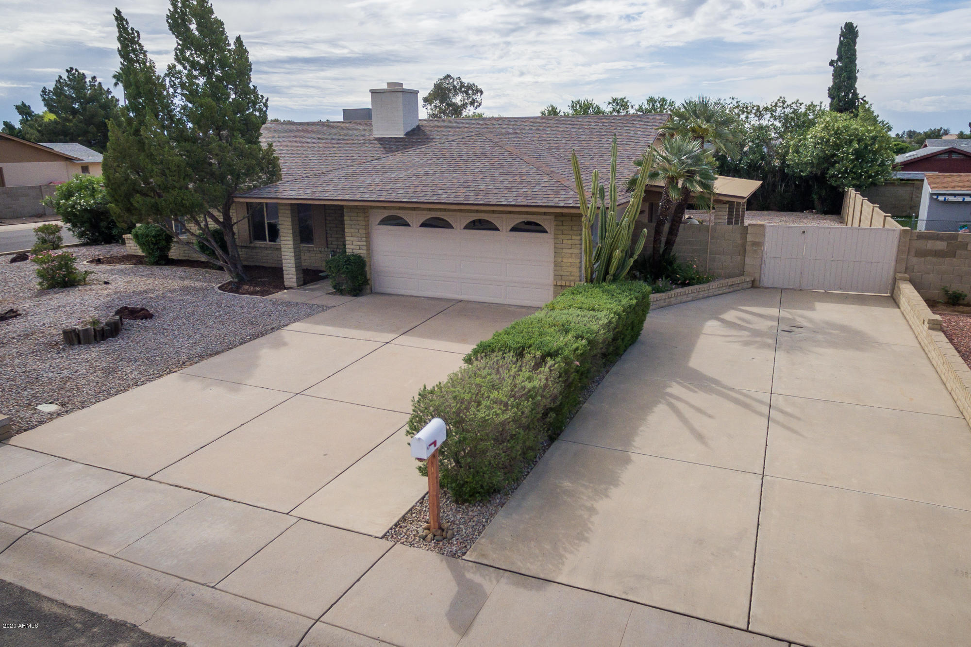 3721 West Grandview Road Phoenix, AZ 85053 - Photo 5 of 40 Gallery Image 5