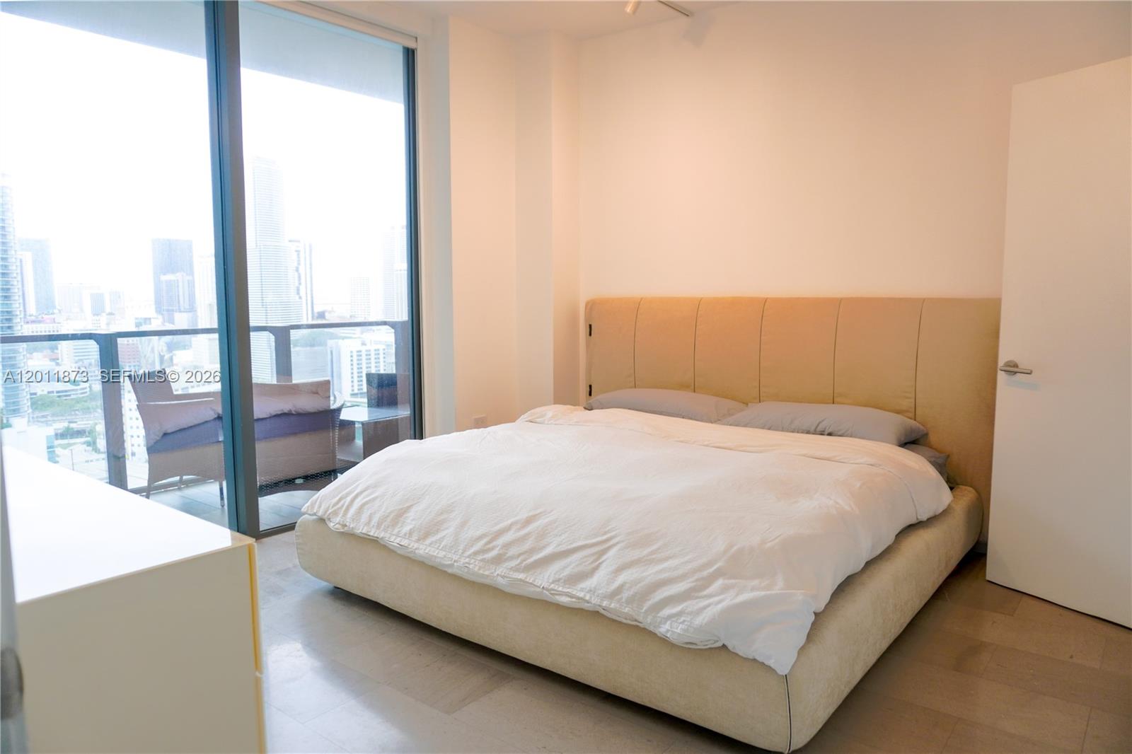 88 Southwest 7th Street, Unit 2112 Miami, FL 33130 - Photo 13 of 33