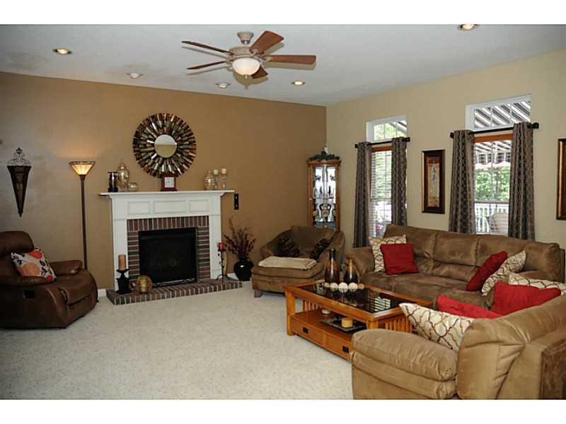 Family Room. 325 Buffalo Ridge Road Family Room