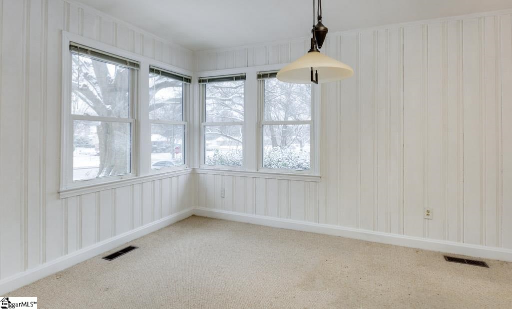 508 Parkins Mill Road Greenville, SC 29607 - Photo 7 of 20
