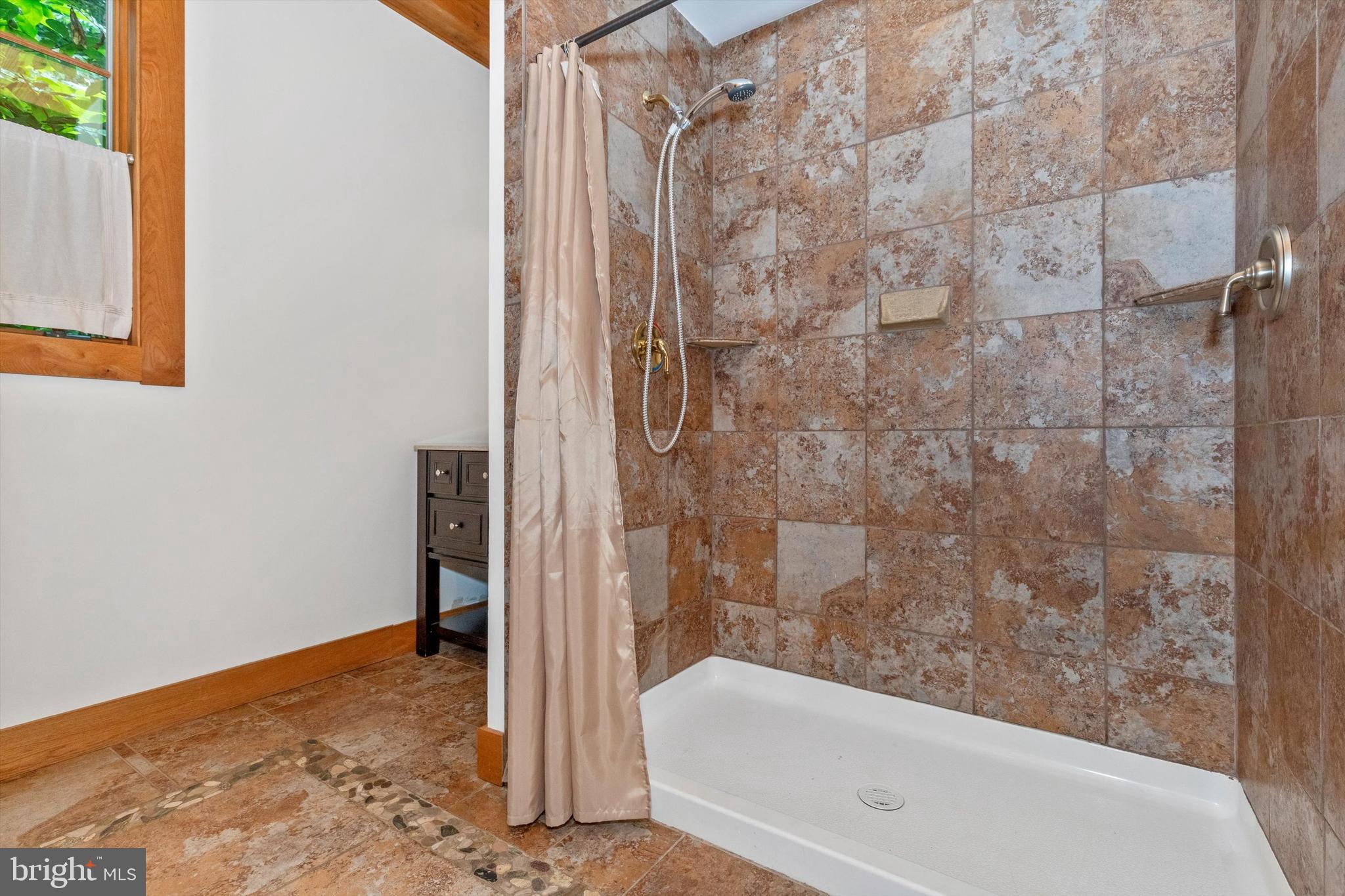 8089 Fingerboard Road Frederick, MD 21704 - Photo 21 of 70