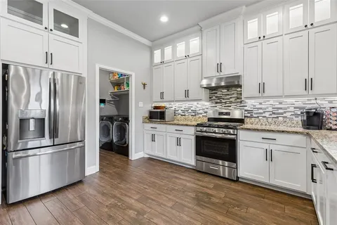 $644,900 | 101 Sycamore Lane, Roanoke, TX 76262