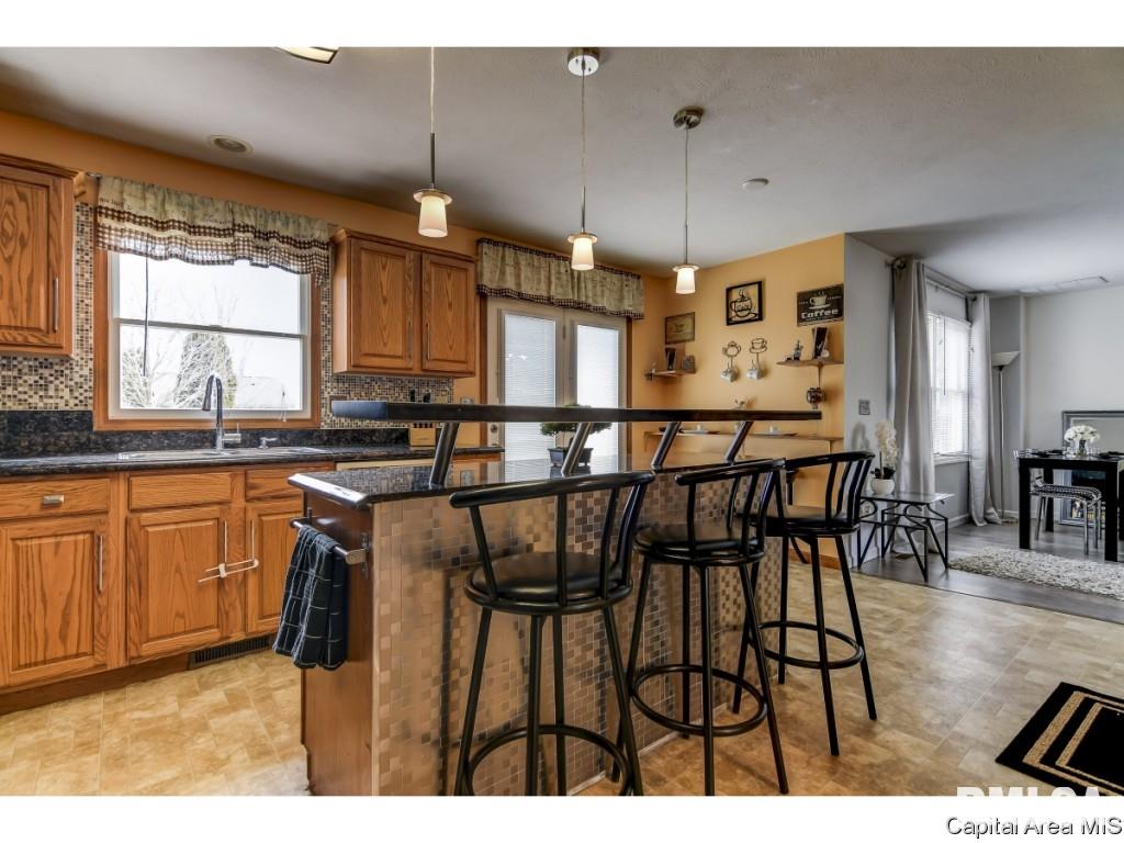 2404 Gander Road Springfield, IL 62711 - Photo 11 of 36