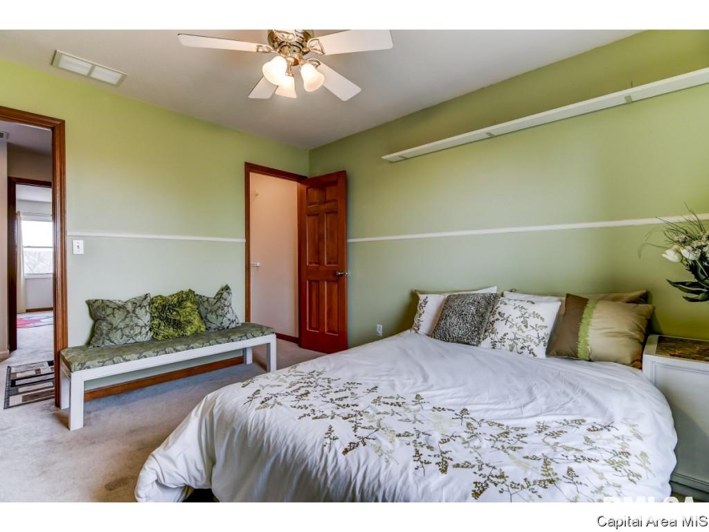 2404 Gander Road Springfield, IL 62711 - Photo 23 of 36