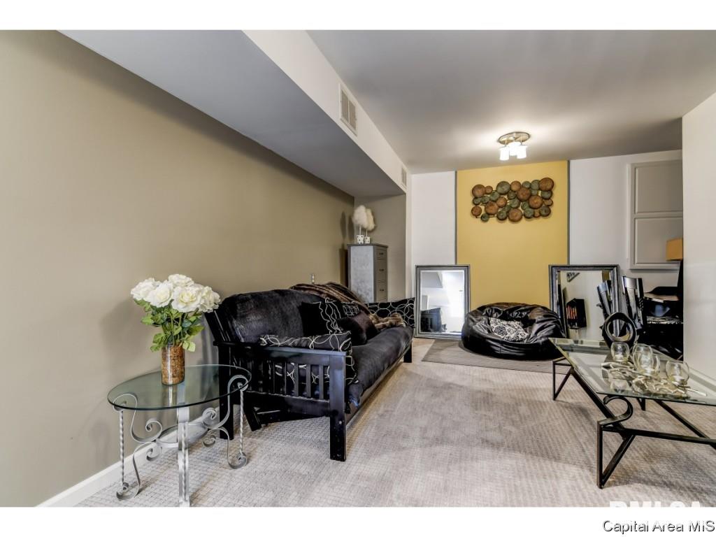 2404 Gander Road Springfield, IL 62711 - Photo 30 of 36