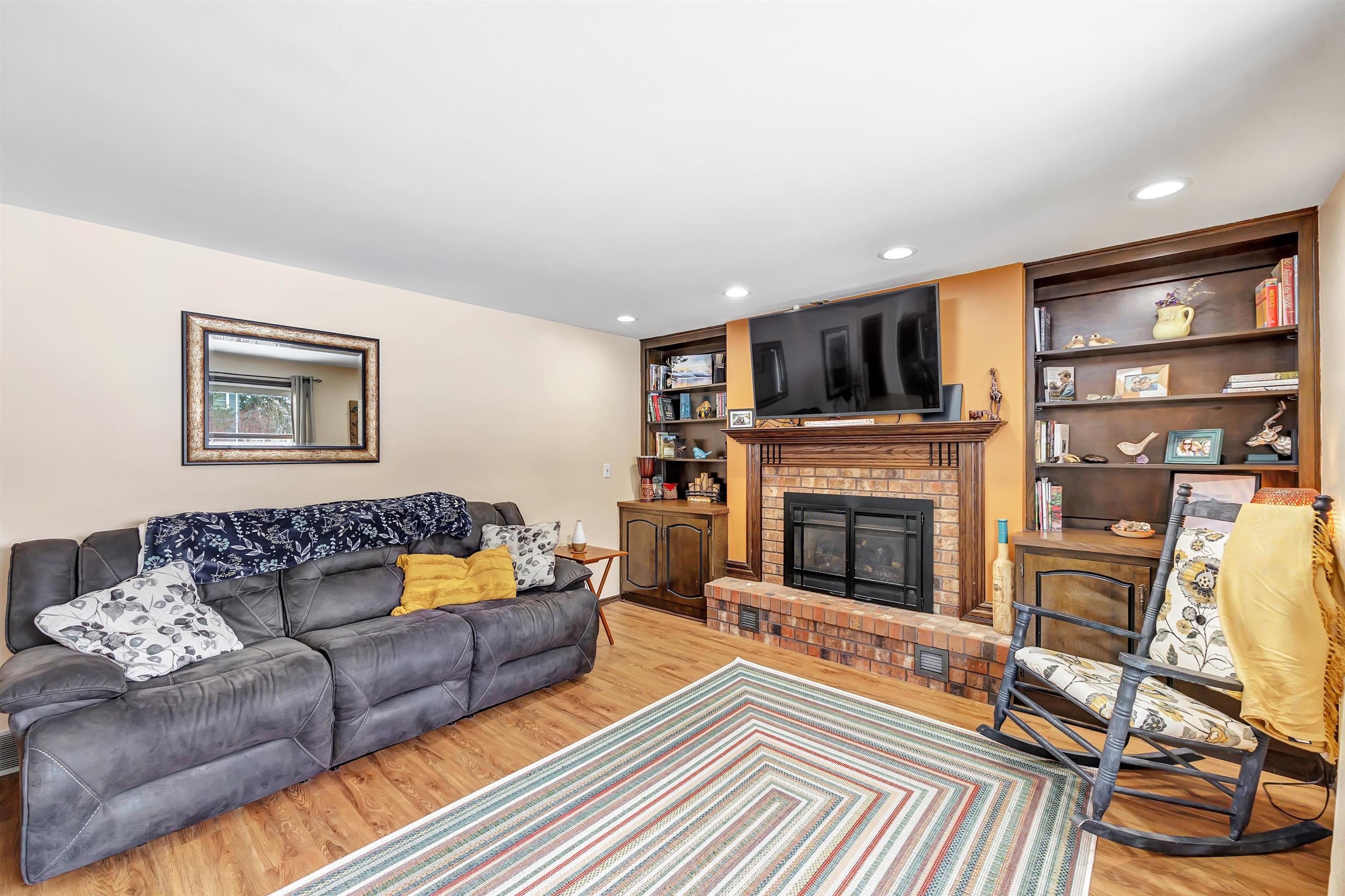 253 Scout Way De Pere, WI 54115 - Photo 15 of 46