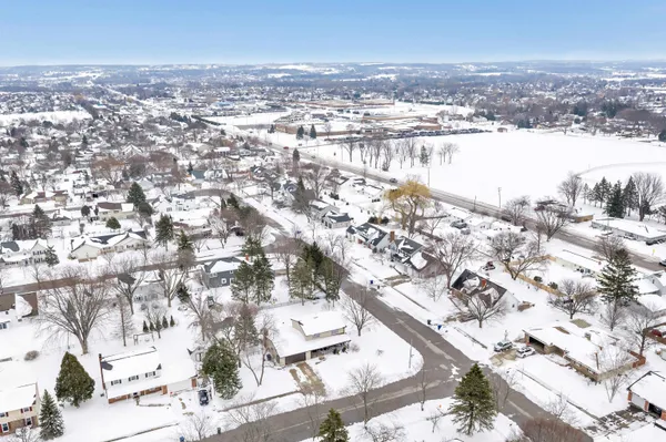 $429,900 | 253 Scout Way, De Pere, WI 54115