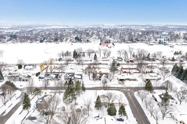 $429,900 | 253 Scout Way, De Pere, WI 54115