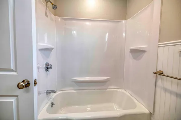 $505,000 | 90 Evergreen Avenue, Somerset, MA 02726