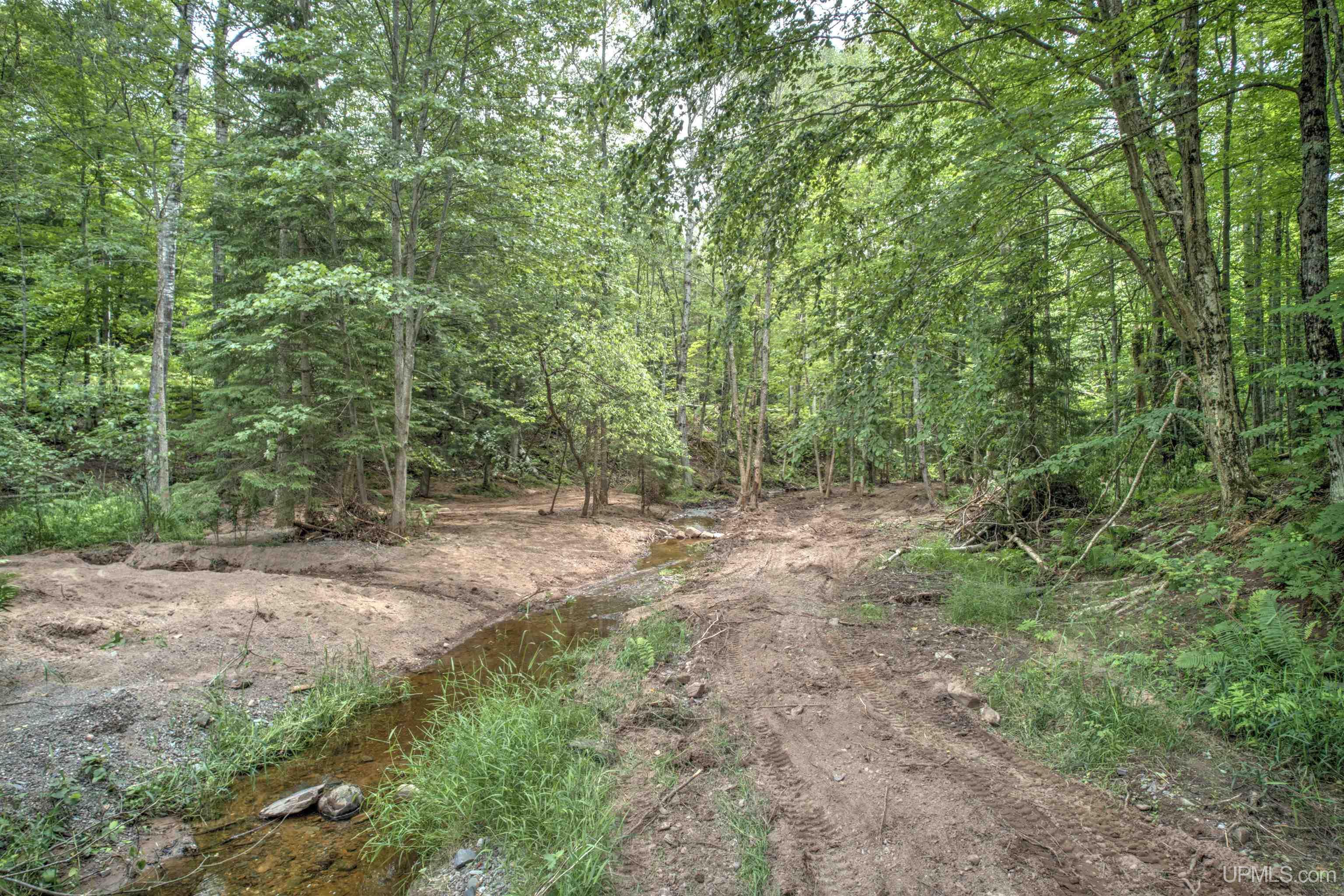 16386 Indian Cemetery Road Lanse, MI 49946 - Photo 14 of 20