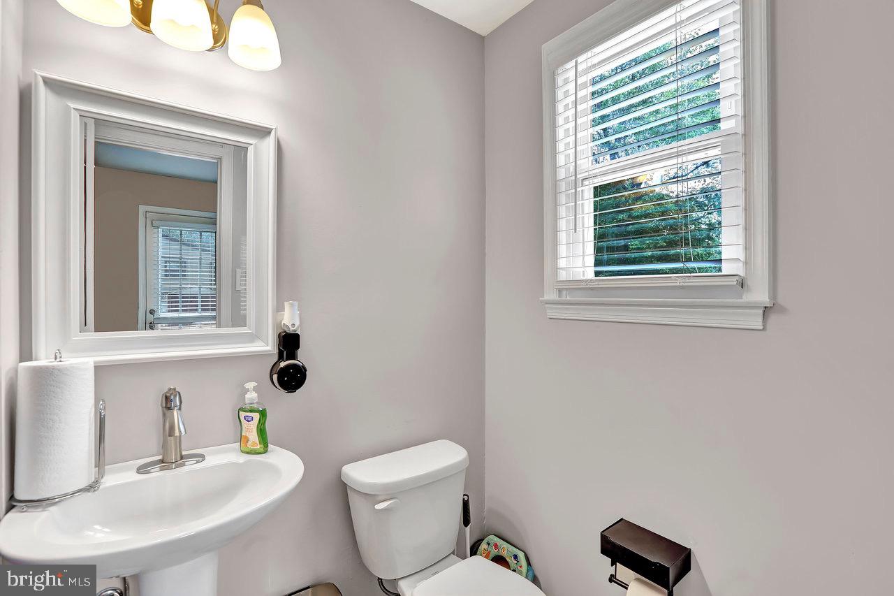 244 Briarwood Road West Berlin, NJ 08091 - Photo 15 of 26 Gallery Image 15