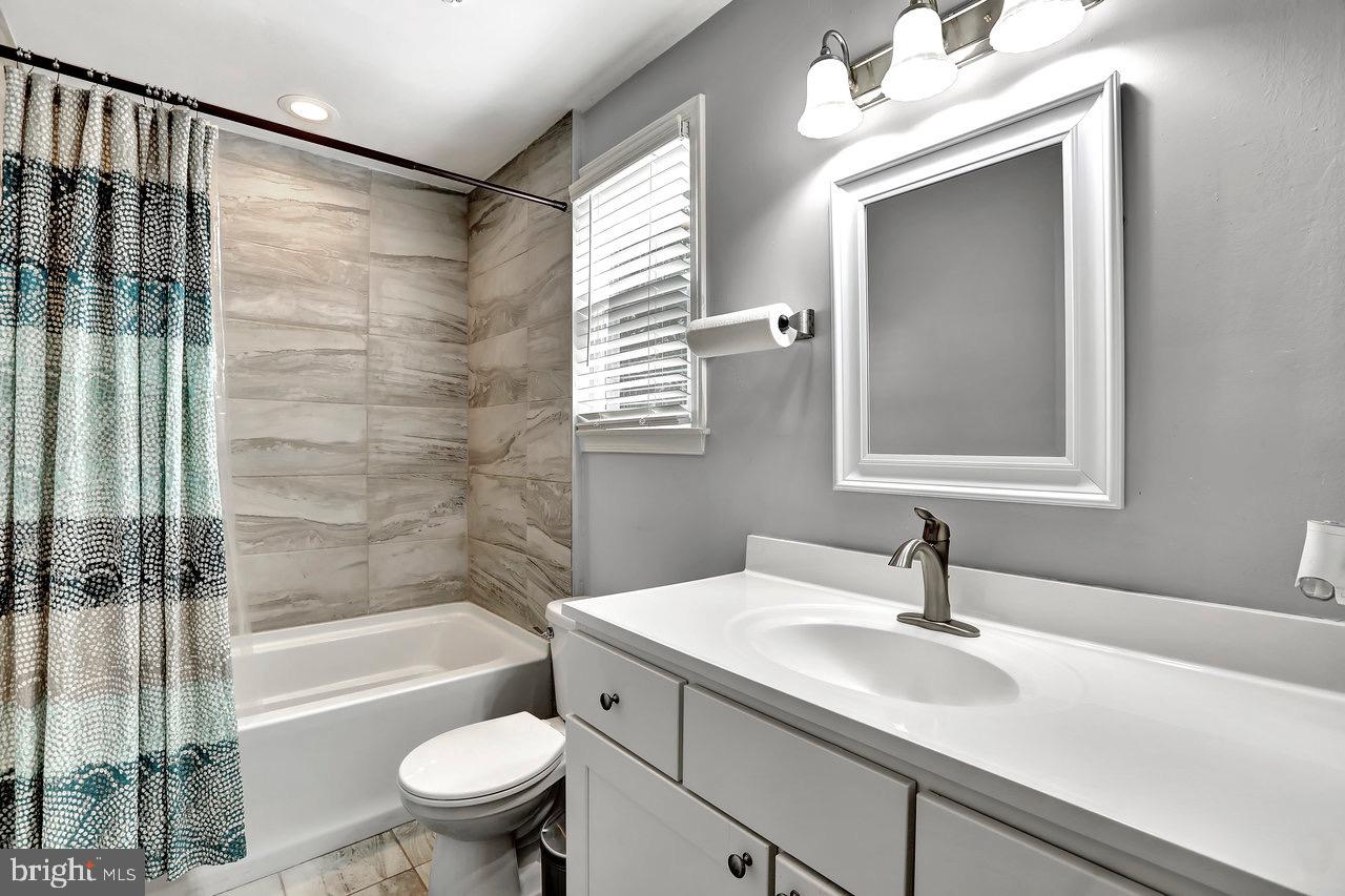 244 Briarwood Road West Berlin, NJ 08091 - Photo 18 of 26 Gallery Image 18