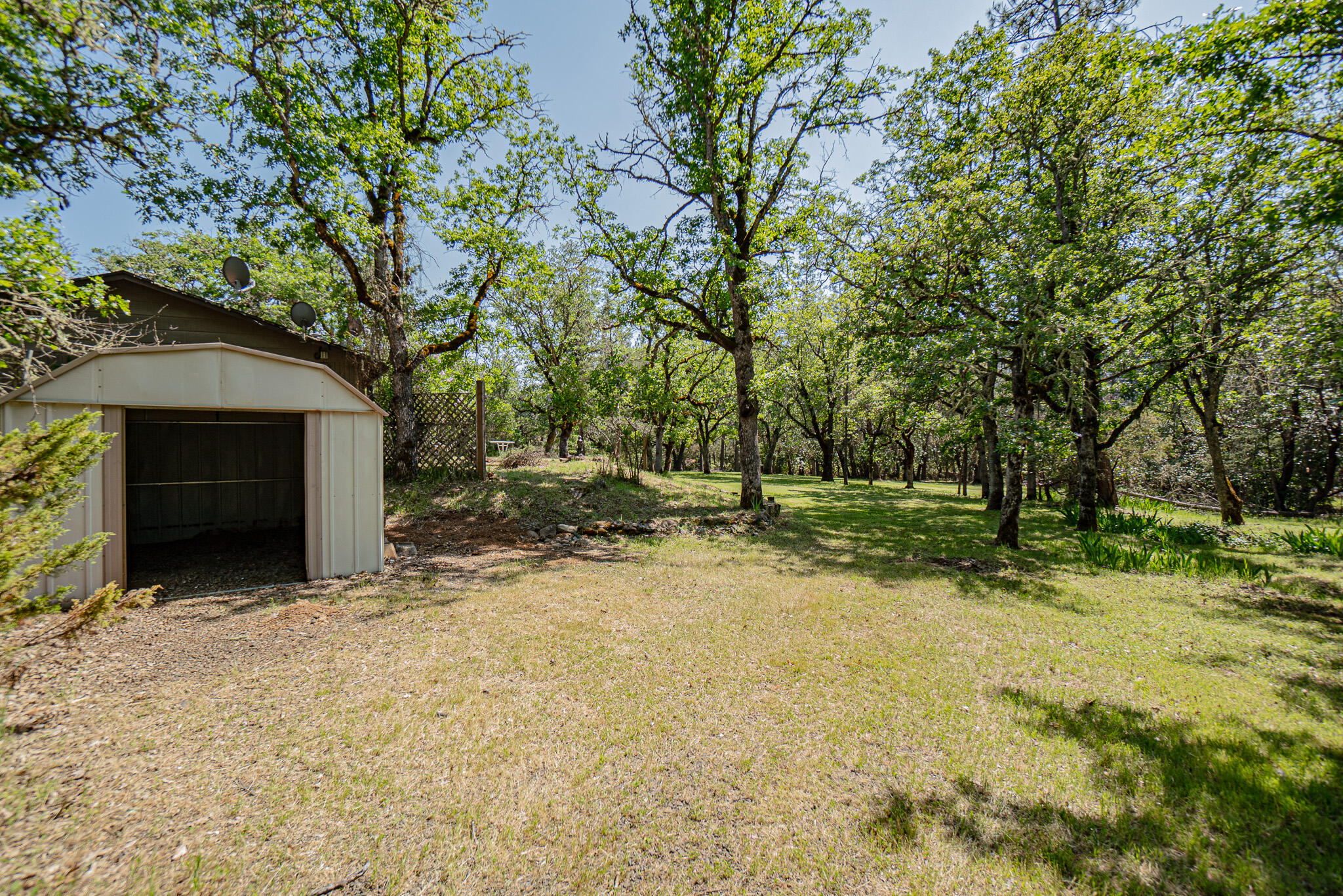 255 China Gulch Road Jacksonville, OR 97530 - Photo 30 of 47 DSC04544-HDR