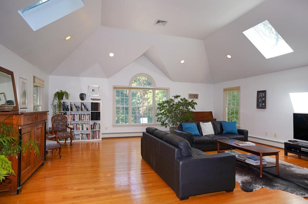 18 Brookside Avenue Lexington, MA 02421 - Photo 4 of 39 Gallery Image 4