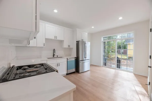 $750,000 | 1758 South 2nd Street, Piscataway, NJ 08854
