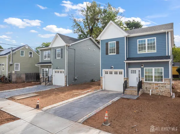 $750,000 | 1758 South 2nd Street, Piscataway, NJ 08854