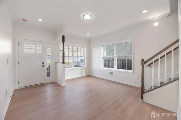 $750,000 | 1758 South 2nd Street, Piscataway, NJ 08854