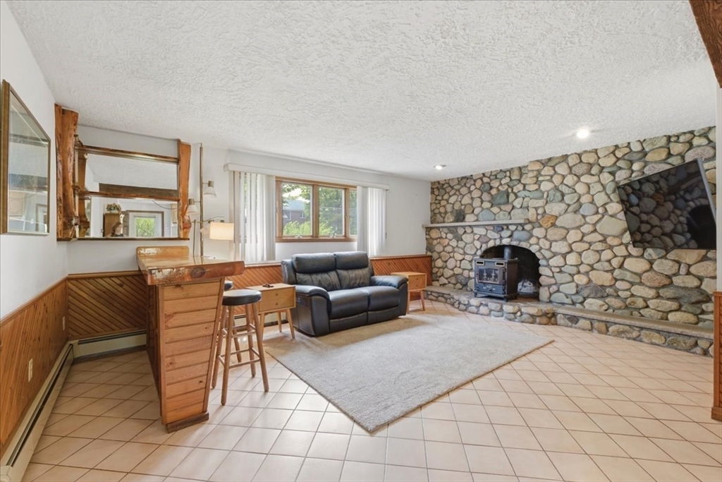 27 Feeney Road Norwood, MA 02062 - Photo 21 of 32