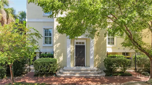 $895,000 | 340 West Jones Street, Savannah, GA 31401