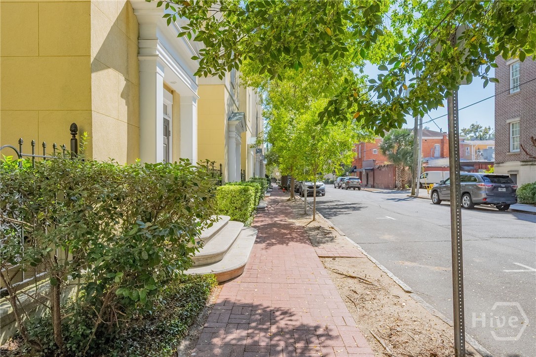 340 West Jones Street Savannah, GA 31401 - Photo 5 of 33