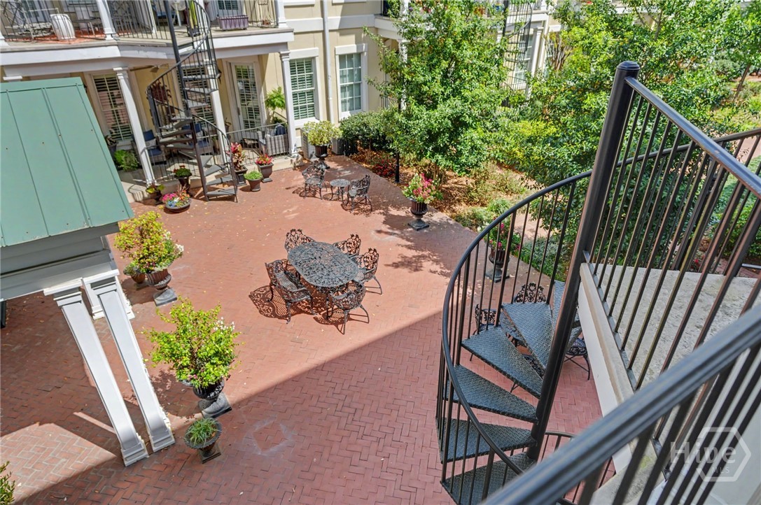 340 West Jones Street Savannah, GA 31401 - Photo 6 of 33