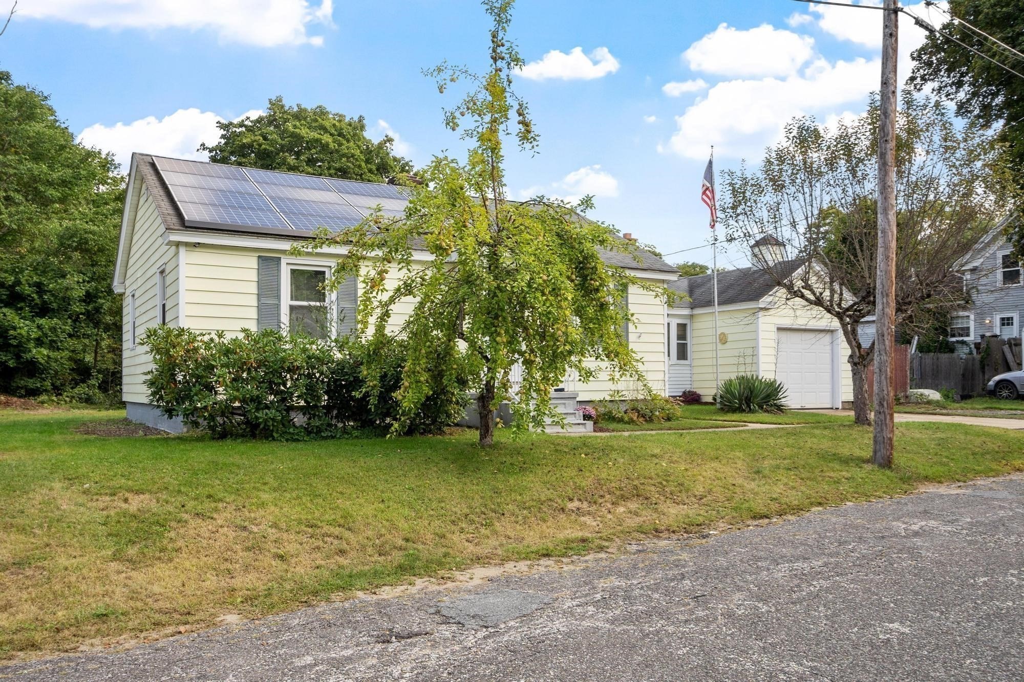 2 Hamilton Street Orange, MA 01364 - Photo 6 of 34 Gallery Image 6