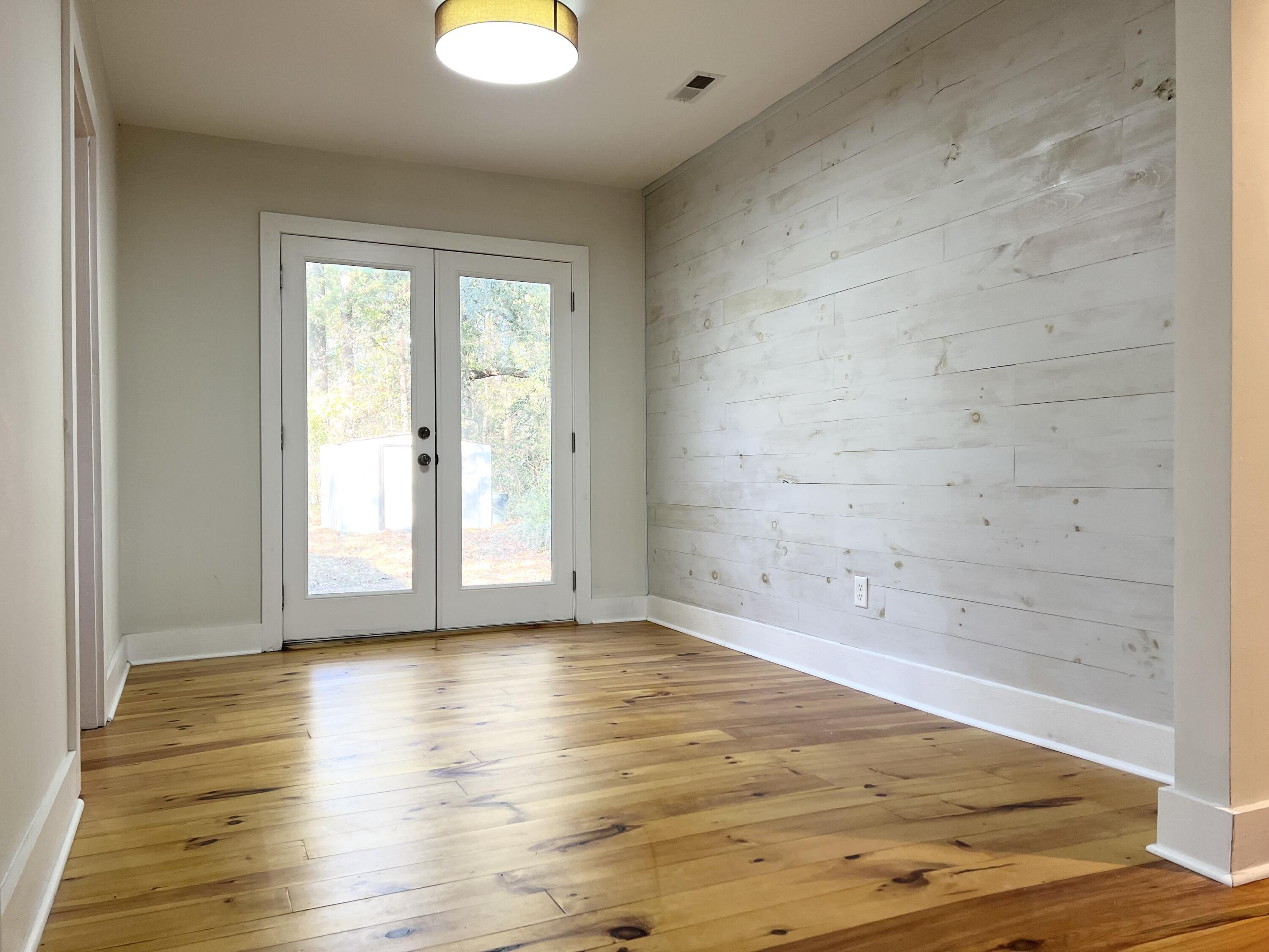 9662 Jamison Road Ladson, SC 29456 - Photo 9 of 28 IMG_9467