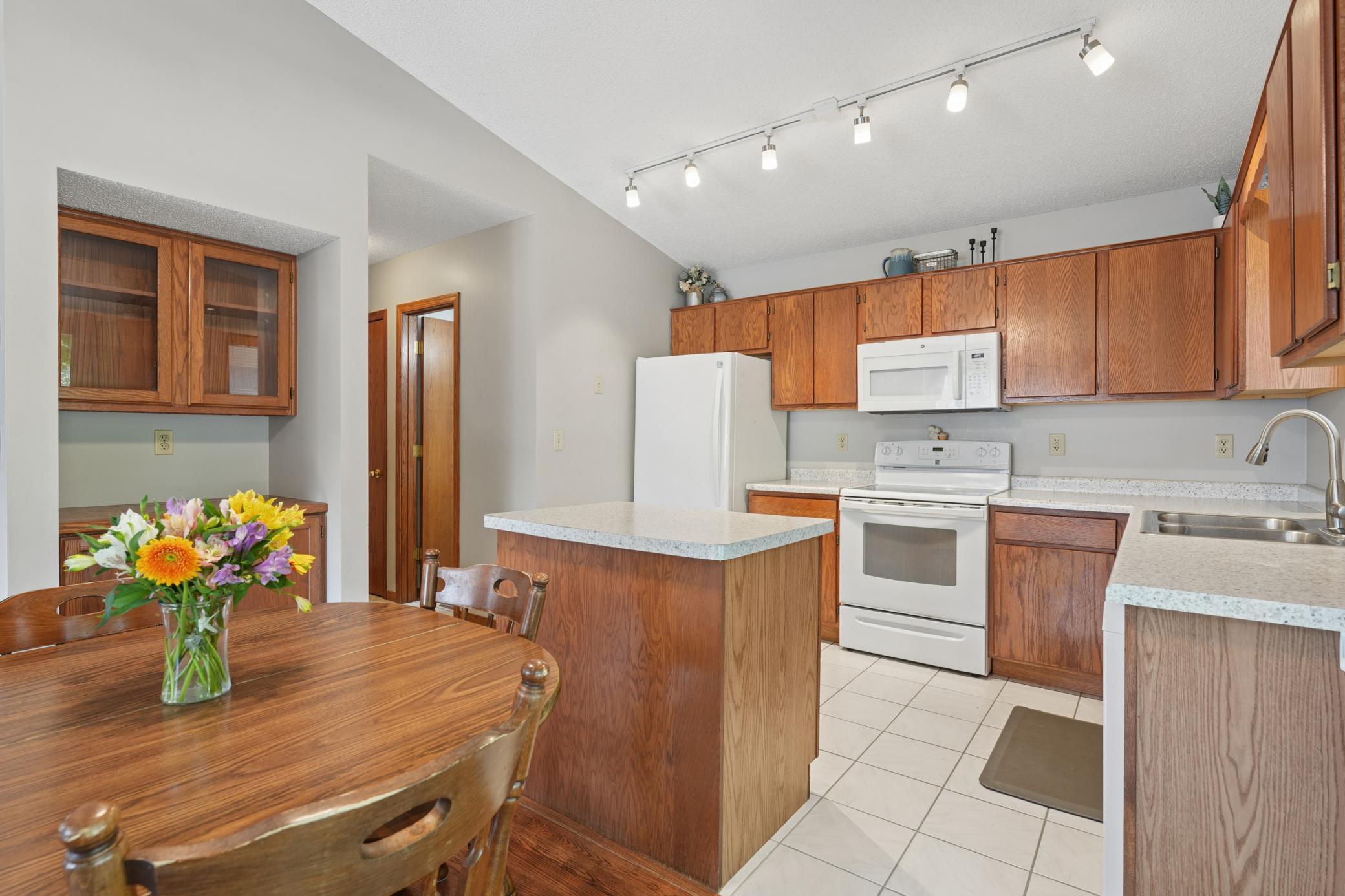 6A Oak Road, Unit B Circle Pines, MN 55014 - Photo 11 of 26